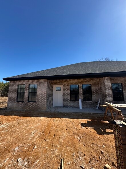 Building Photo - 9827 County Road 35