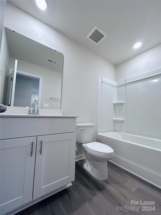 Building Photo - 430 Cedar Knoll Cir