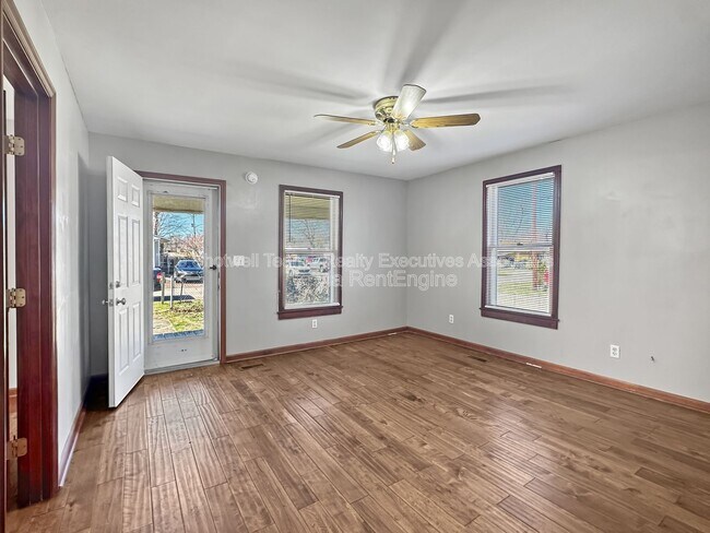 Building Photo - 2522 Dayton St