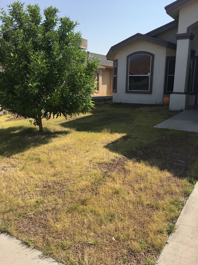 Building Photo - Charming 3 bedroom, 2 bath home in Horizon!