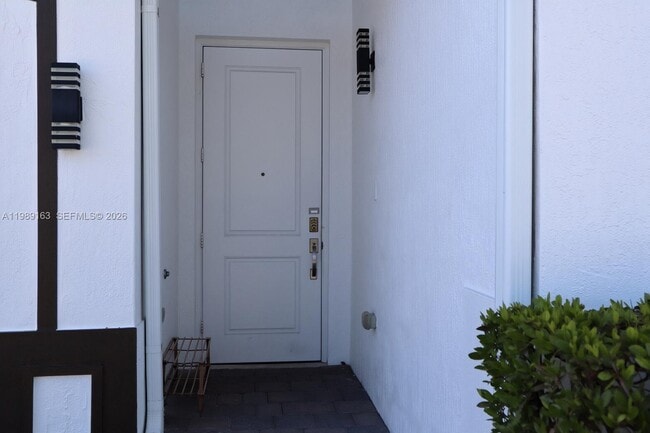 Building Photo - 27440 SW 135th Ave Rd