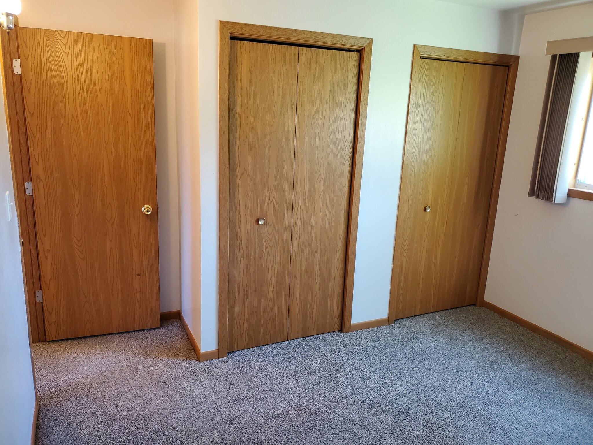 Building Photo - 2310 Radtke Ave