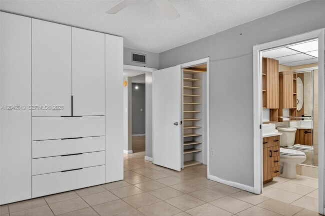 Building Photo - 8065 SW 107th Ave