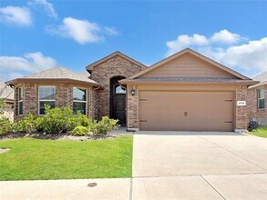 Building Photo - 9749 Walnut Cove Dr
