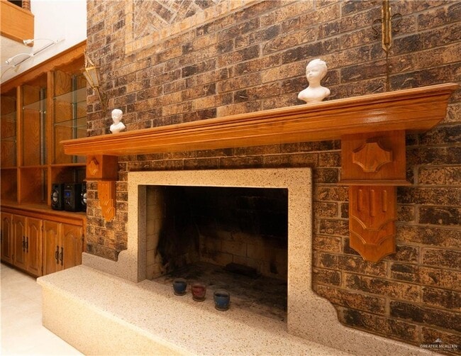 Building Photo - 36 Neuhaus Dr