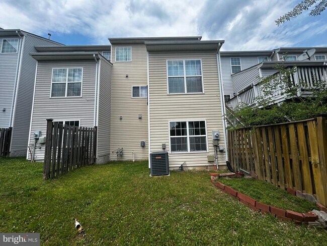 Building Photo - 8177 McCauley Way