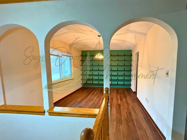 Building Photo - Stylish Blue Springs Home With Fresh Updates & Great Natural Light