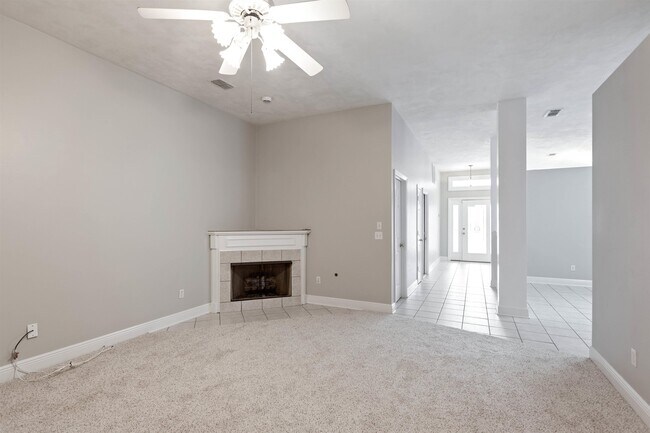 Building Photo - 7103 Shady Grove Way