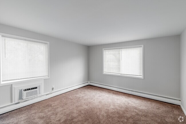 2 BR, 1 BA - 650SF - Primary Bedroom - Ridley Mews Apartments