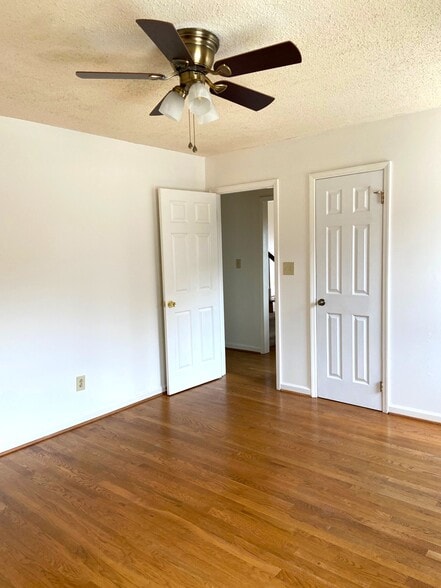 Building Photo - 223 Cambo Ter