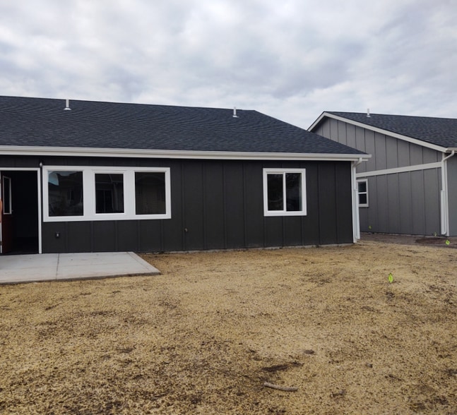 Building Photo - 1383 Destiny Ln