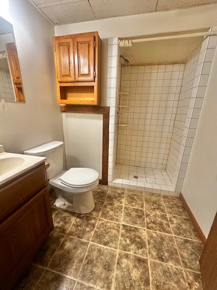 Basement bathroom - 11336 N Sunset Cir