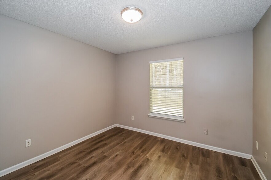 Building Photo - 7529 Saundersville Ct