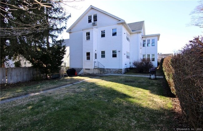 Building Photo - 85 Plymouth Rd