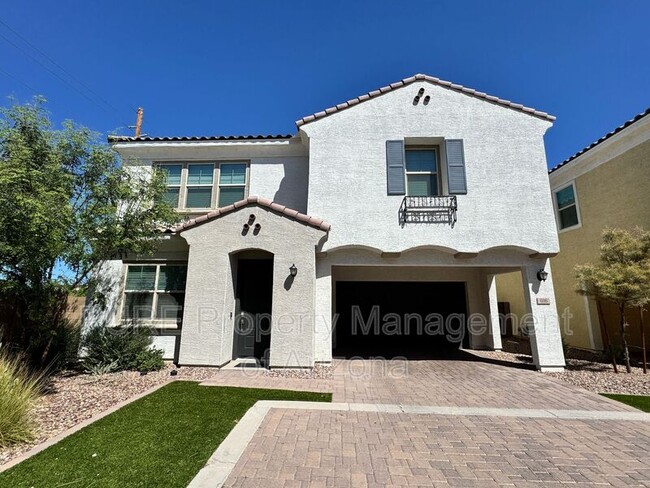 Building Photo - 696 N Bay Dr