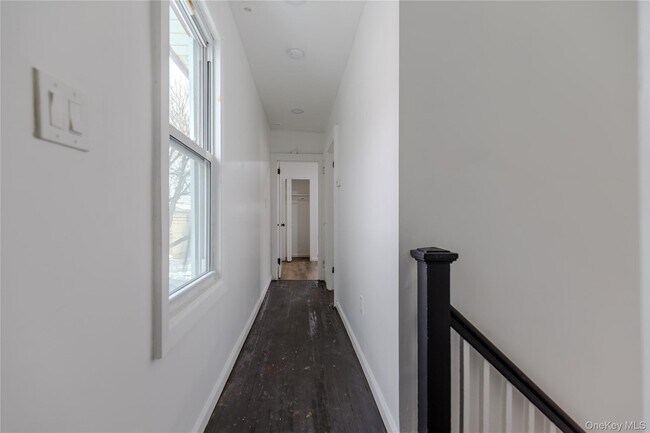 Building Photo - 119-32 164th St