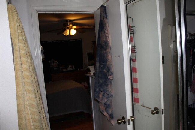 Building Photo - 810 Minturn Ln