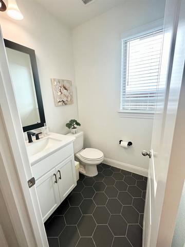 Building Photo - 2845 Epping Wy