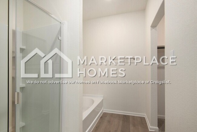 Building Photo - 10920 Gray Mare Dr