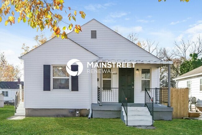 Primary Photo - 2 Bedroom Pet-Friendly Home in Indianapoli...