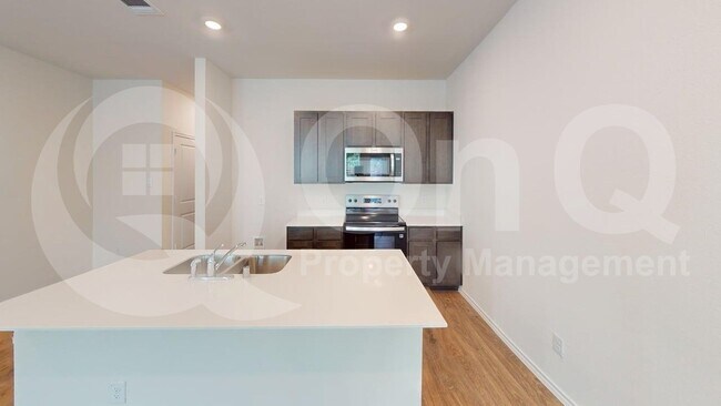 Building Photo - 311 Clematis St