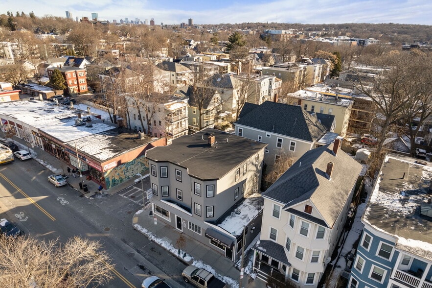 Building Photo - 148 South St