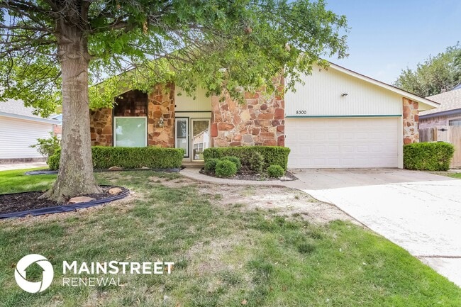 Building Photo - 8300 NW 112th Terrace