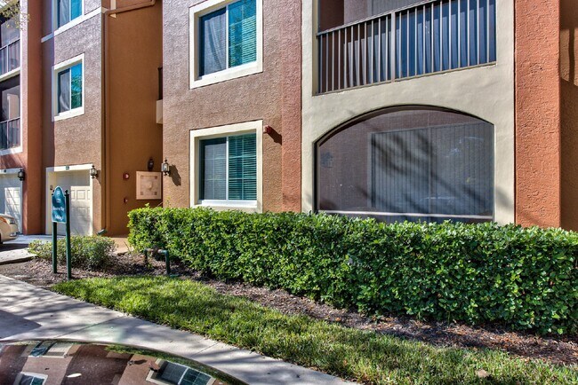 Building Photo - Furnished condo at Reserve of Naples