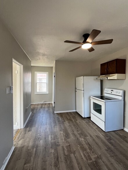 Kitchen - 445 Main St