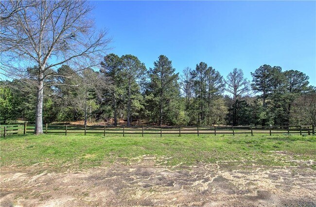 Building Photo - 81 Popham Rd