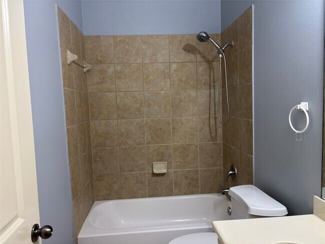 Building Photo - 10902 Brighton Gardens Dr