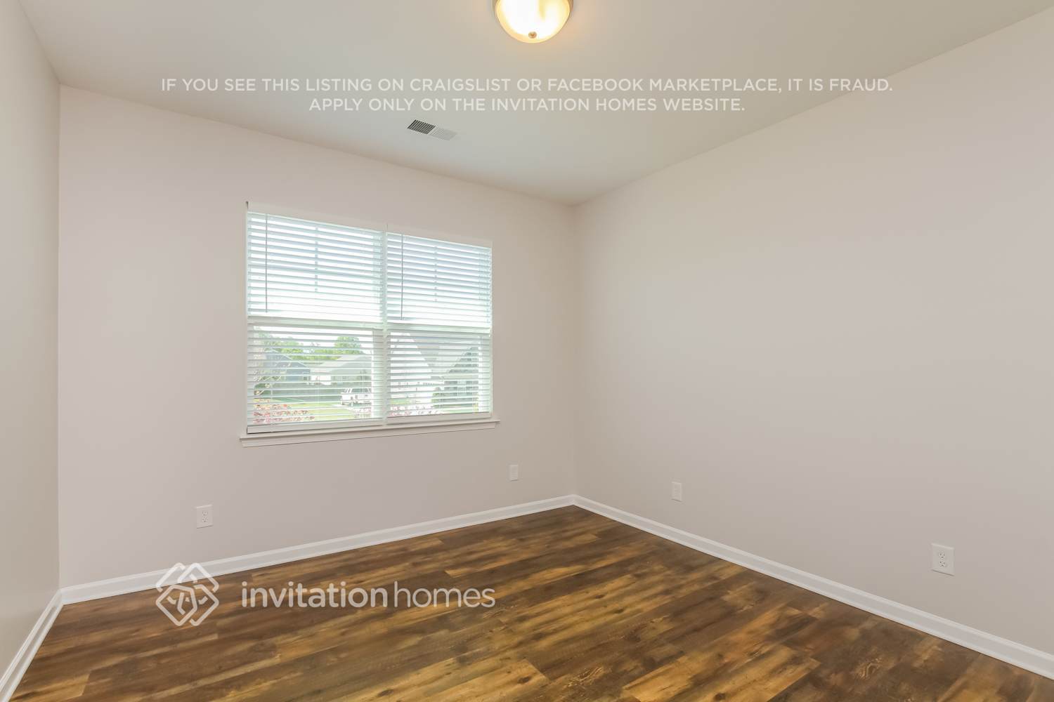 Building Photo - 251 Bushney Loop