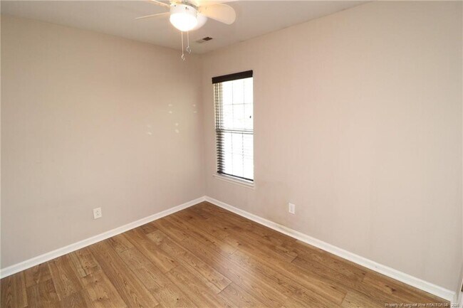 Building Photo - 1102 Silky Dogwood Trail