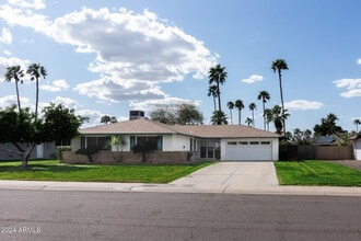 Building Photo - 10832 N 38th St