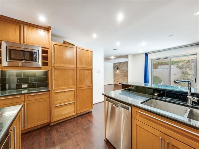 Building Photo - 3553 Northwest Pkwy