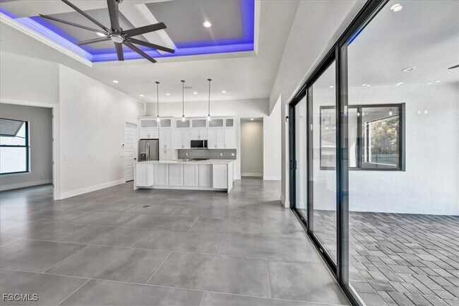 Building Photo - 2602 SW 27th St