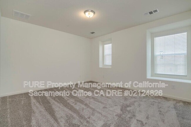 Building Photo - 3192 Mabry Dr