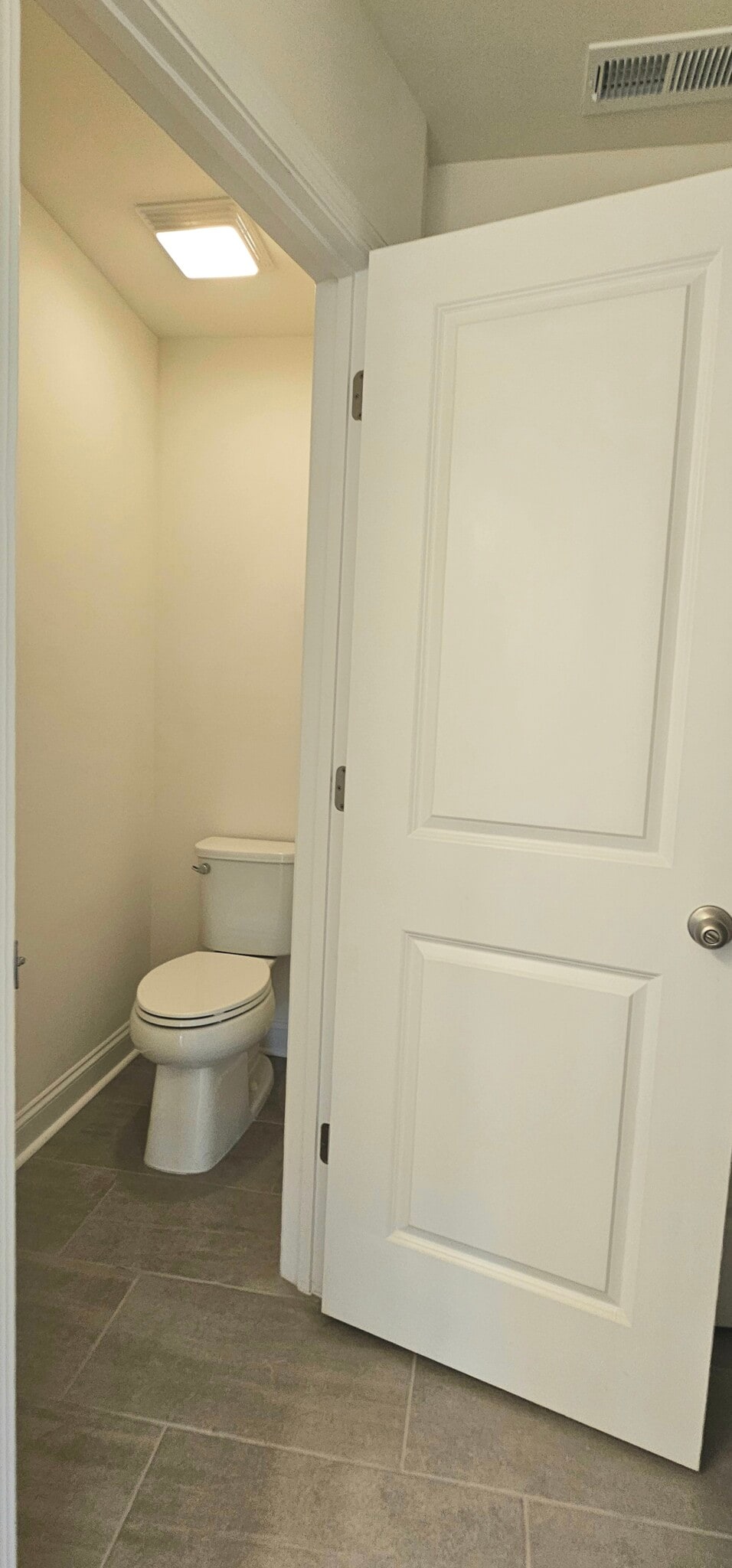 Building Photo - 1534 Cedar Tree Dr