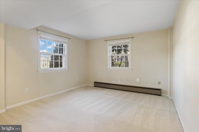 Building Photo - 6543 Cedarwood Ct