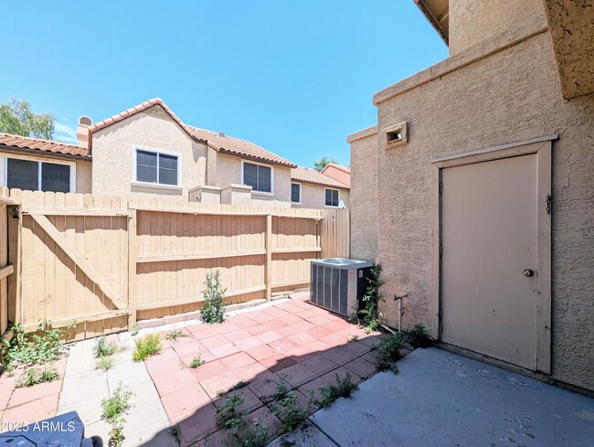Building Photo - 4601 N 102nd Ave