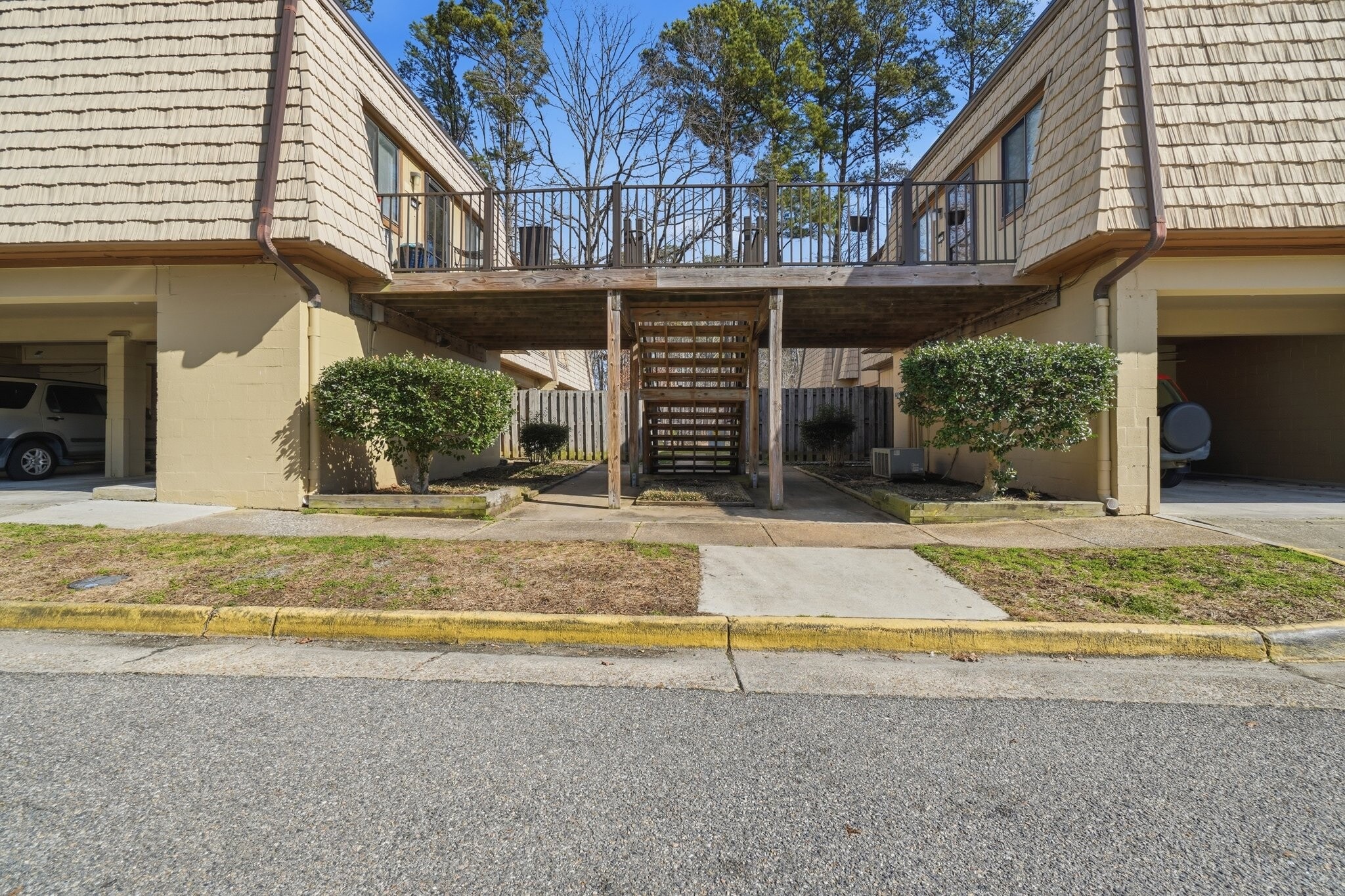 Building Photo - 1554 Monteberry Pl