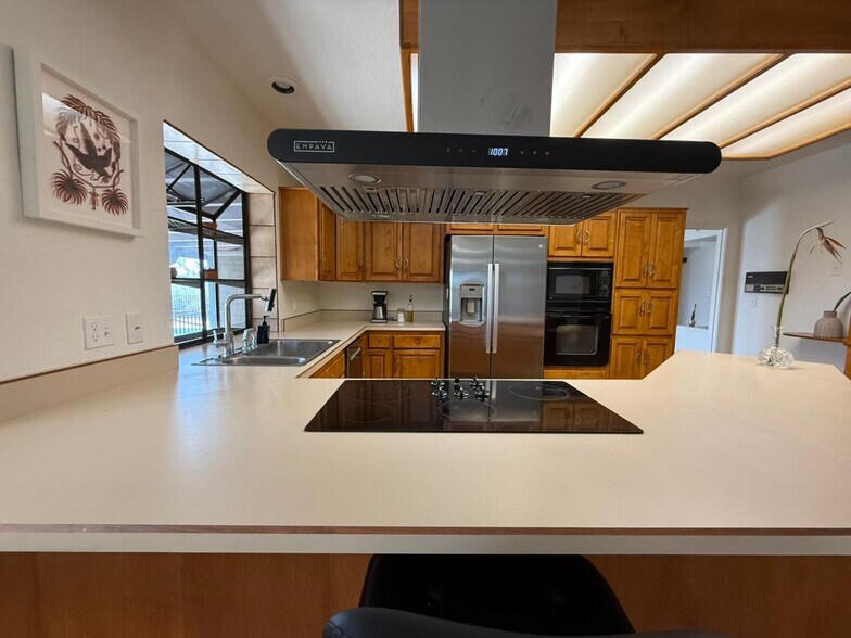 Building Photo - 1402 E Big Rock Rd