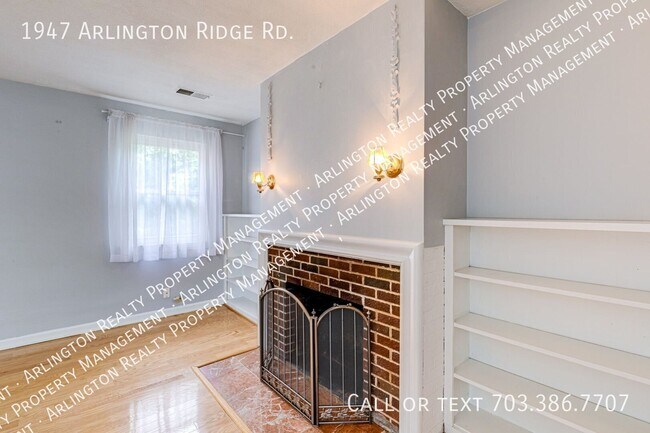 Building Photo - 1947 S Arlington Ridge Rd