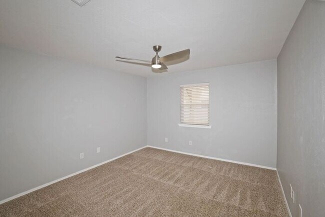 Building Photo - 3537 Tripp Ave