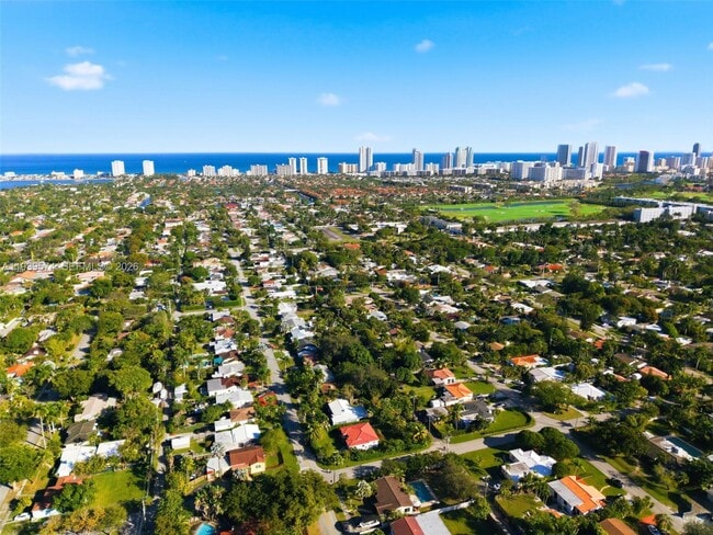 Building Photo - 1538 Funston St