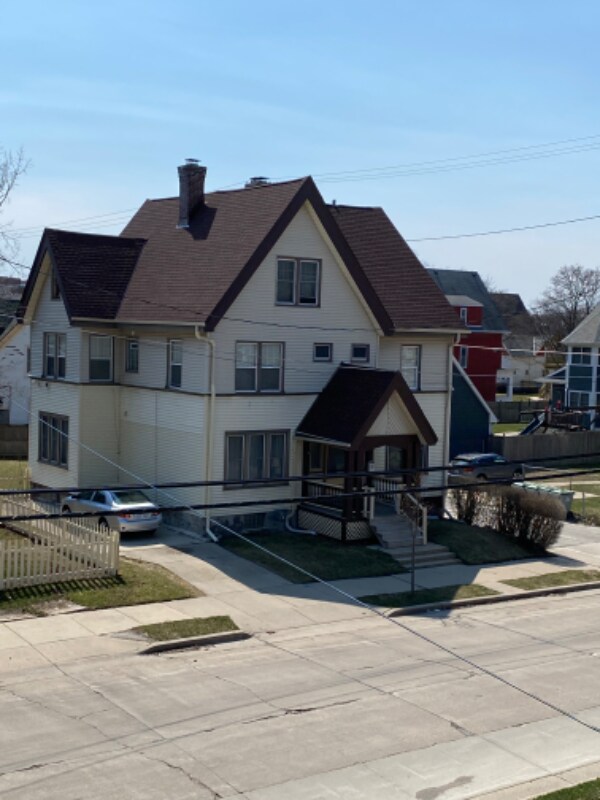 Primary Photo - 117 W Wright St