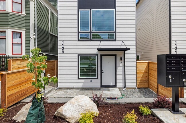 Building Photo - New Construction DownTown Tacoma - Great CityScape Views! One month free rent credit with 12 mont...