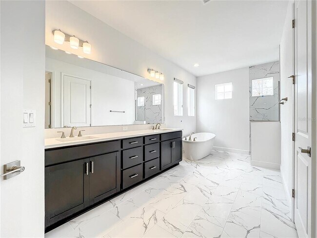 Building Photo - 4379 Renly Ln