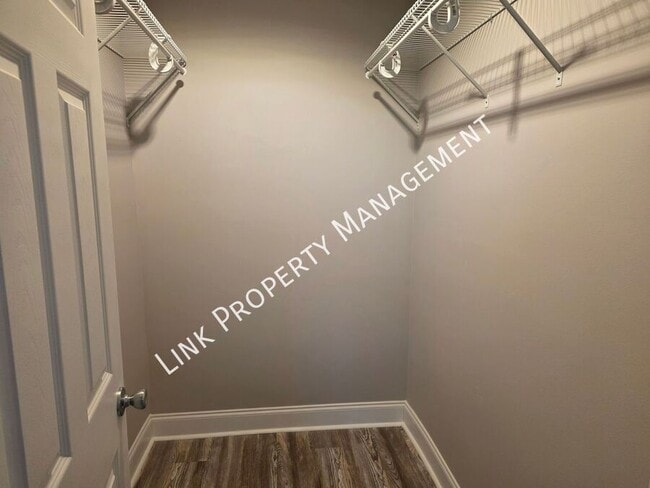 Building Photo - 6108 Ramsey Rd