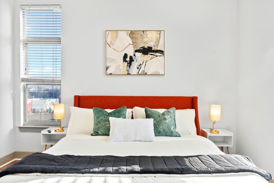 Building Photo - 2901 Indiana St